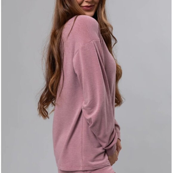 Plush 2 Piece Sleep Set NWT - Picture 4 of 14